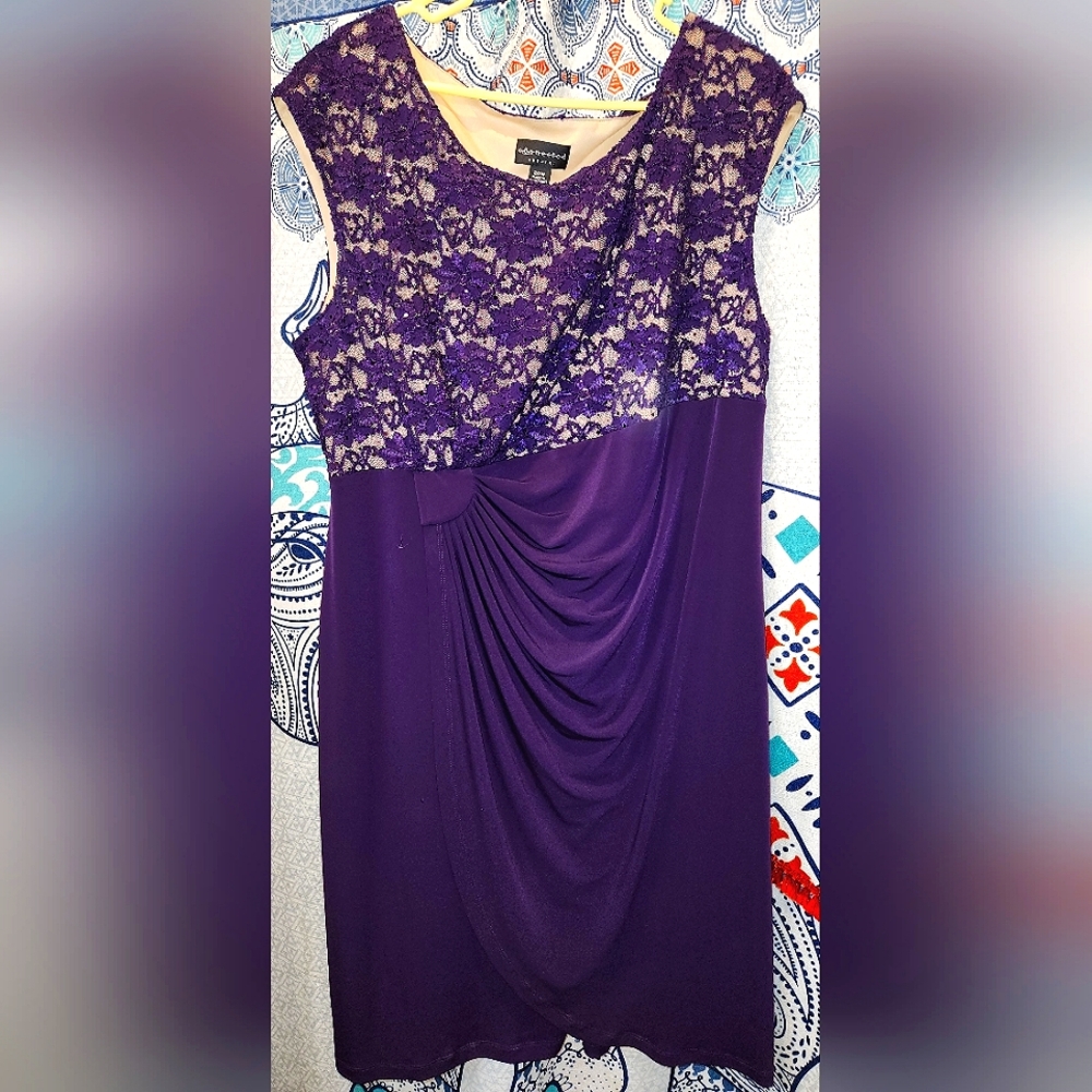 Semi-formal purple dress sz20